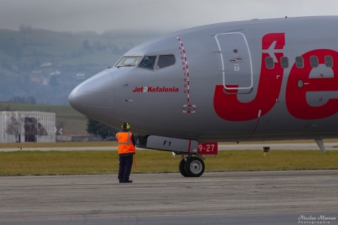 Jet2Holidays - Boeing 757  -G-LSAD