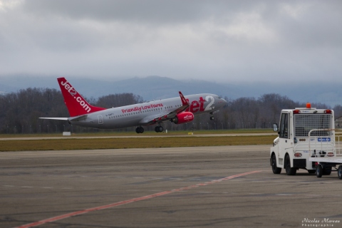 Jet2Holidays - Boeing 757  -G-LSAD